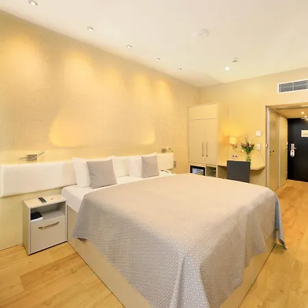 Hotel Ametyst Praga