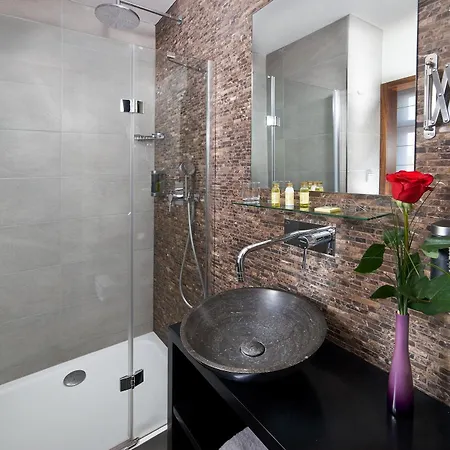Hotell Ametyst 4*